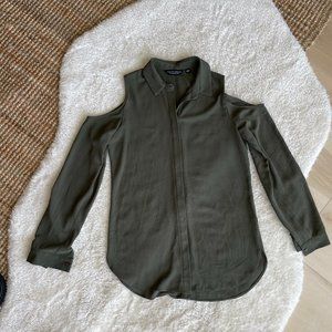 SHOULDER CUTOUT BLOUSE, Like NEW!